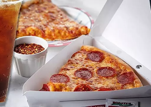 5% Cash Back at Rosati's Pizza Winter Park