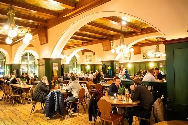 Abendtour durch München mit Bier und Essen