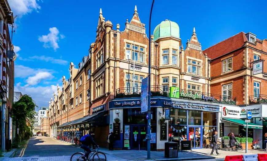 Image 12: ✈ REGNO UNITO | Londra - Holiday Inn Express London - Hammersmith, ...