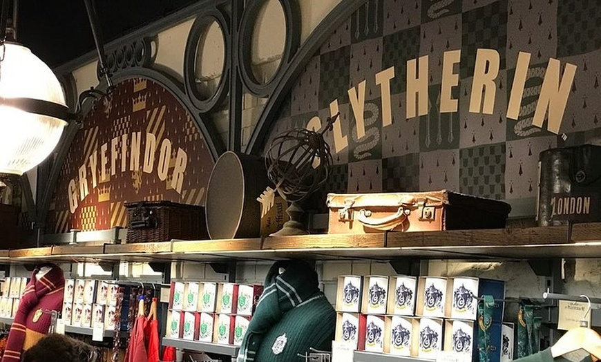 Image 6: Harry Potter's London Feat. Harry Potter Movie Locations