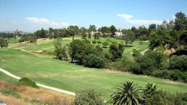 Online Booking - Round of Golf at Fullerton Golf Course
