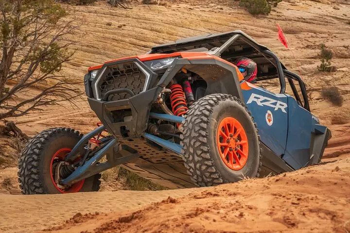 YOU DRIVE! 4 Hr Peekaboo & Hog Canyon Tour. Starting at $150 p/p