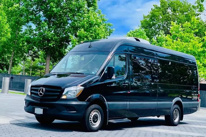 Airport Transfer Baltimore/Washington International Airport BWI to Baltimore, MD - Second Medium