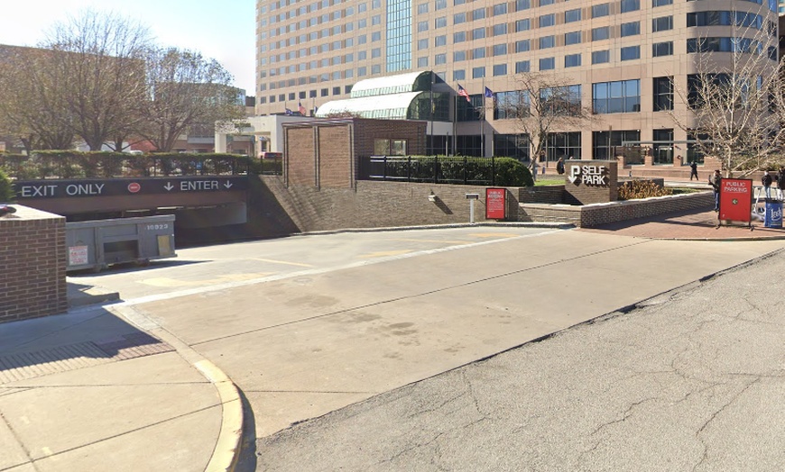 Image 2: Parking at Capitol Commons Garage