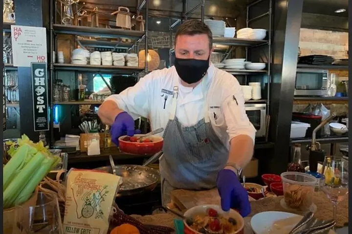 Undiscovered Charleston: Half Day Food, Wine & History Tour with Co...