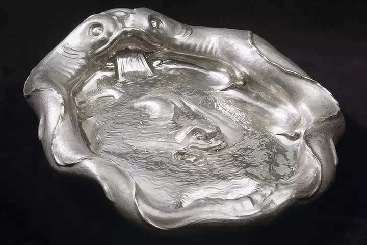 Private Guided Tour of The Victoria and Albert Museum - 3 Hour