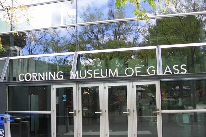 2-Days Niagara Falls USA, Watkins Glen and Scenic Hotel Tour - Second Medium