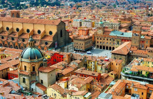 I 6 migliori locali estivi all’aperto di Bologna