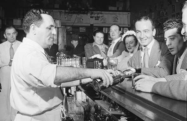 A Professor of Saloon History on the Makings of a Great Corner Bar