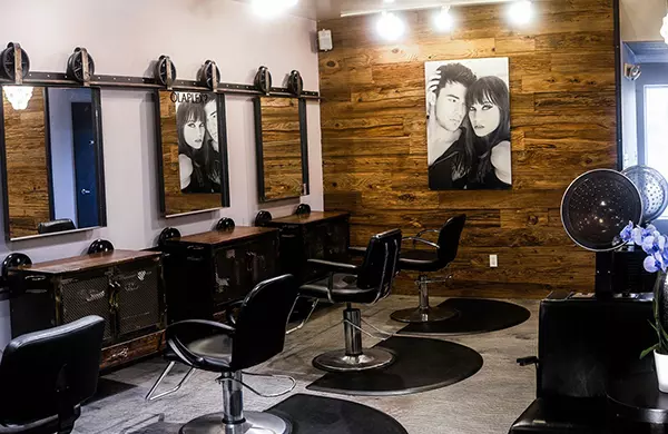 R Salon Phoenix
