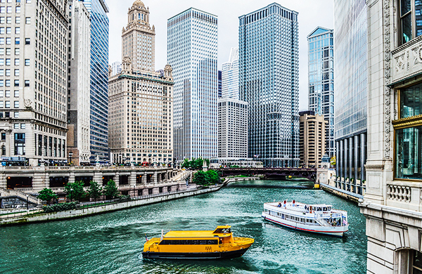 The Best Chicago Neighborhoods for Food, History, Comedy, and More