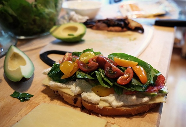 preparazione bruschetta