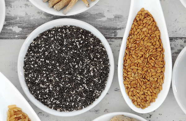 Chia Seeds VS Flax Seeds