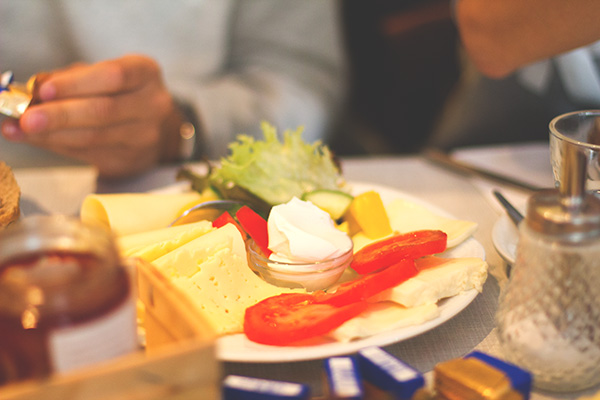 Urbane Gemütlichkeit: Frühstück im Café Rotkehlchen in Ehrenfeld 