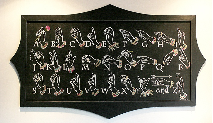 How Deaf Servers Are Changing Diners' Expectations
