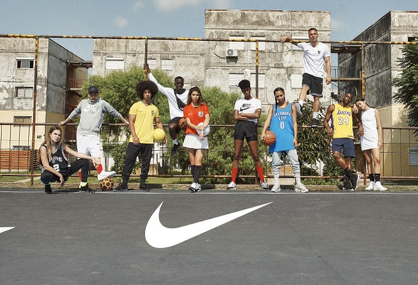 Nike sports clothing sale