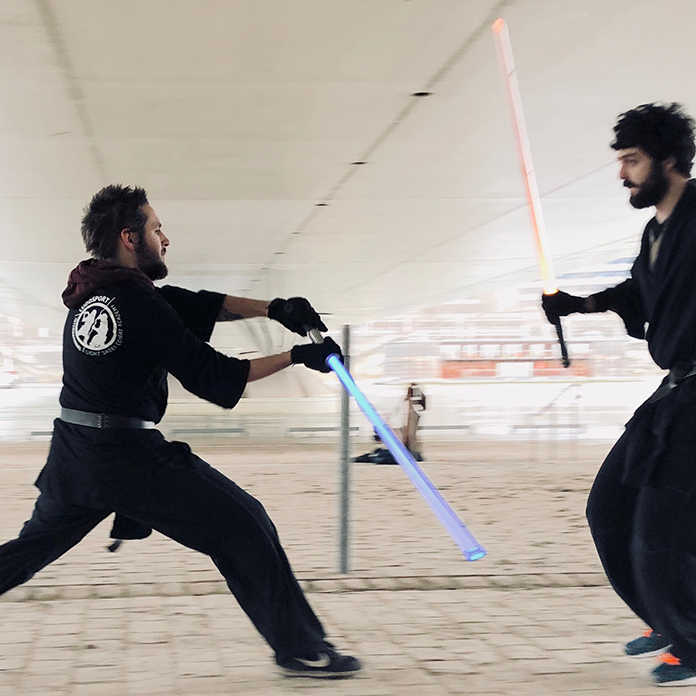 Combat sportif sabre laser