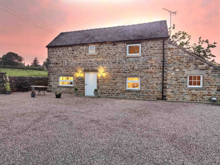 Luxury hot tub holiday peak district