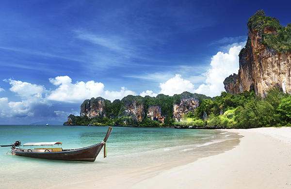 School&rsquo;s Out! Summer Vacation Ideas for New College Grads_Phuket