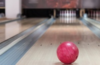 How to bowl using lane markings