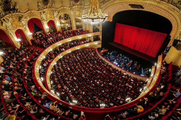 Komische Oper Berlin - gar nicht komisch, sondern große Kunst