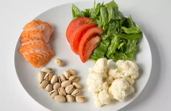 Chicago's Paleo Meetup Group on Where to Eat and Why to Try the “Caveman Diet”