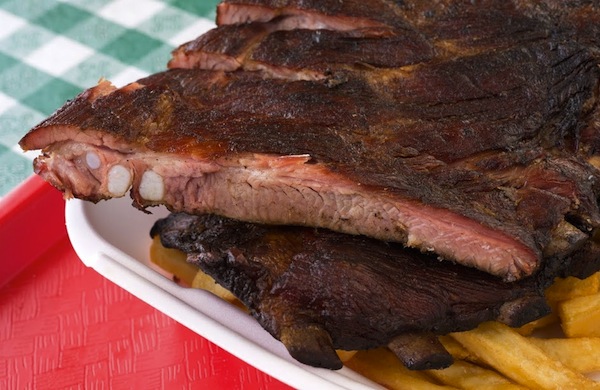A Cheat Sheet to 10 State BBQ Styles (Including the State with the Mayo-Based Sauce)