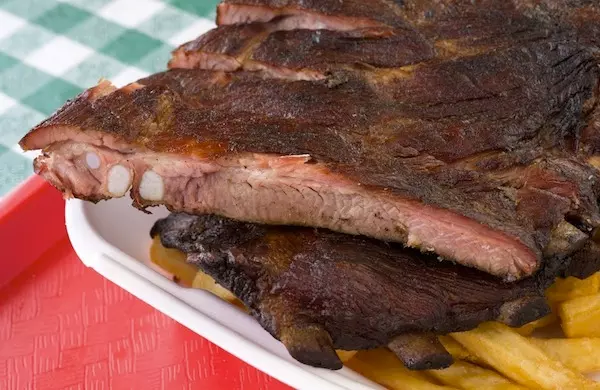 A Cheat Sheet to 10 State BBQ Styles (Including the State with the Mayo-Based Sauce)