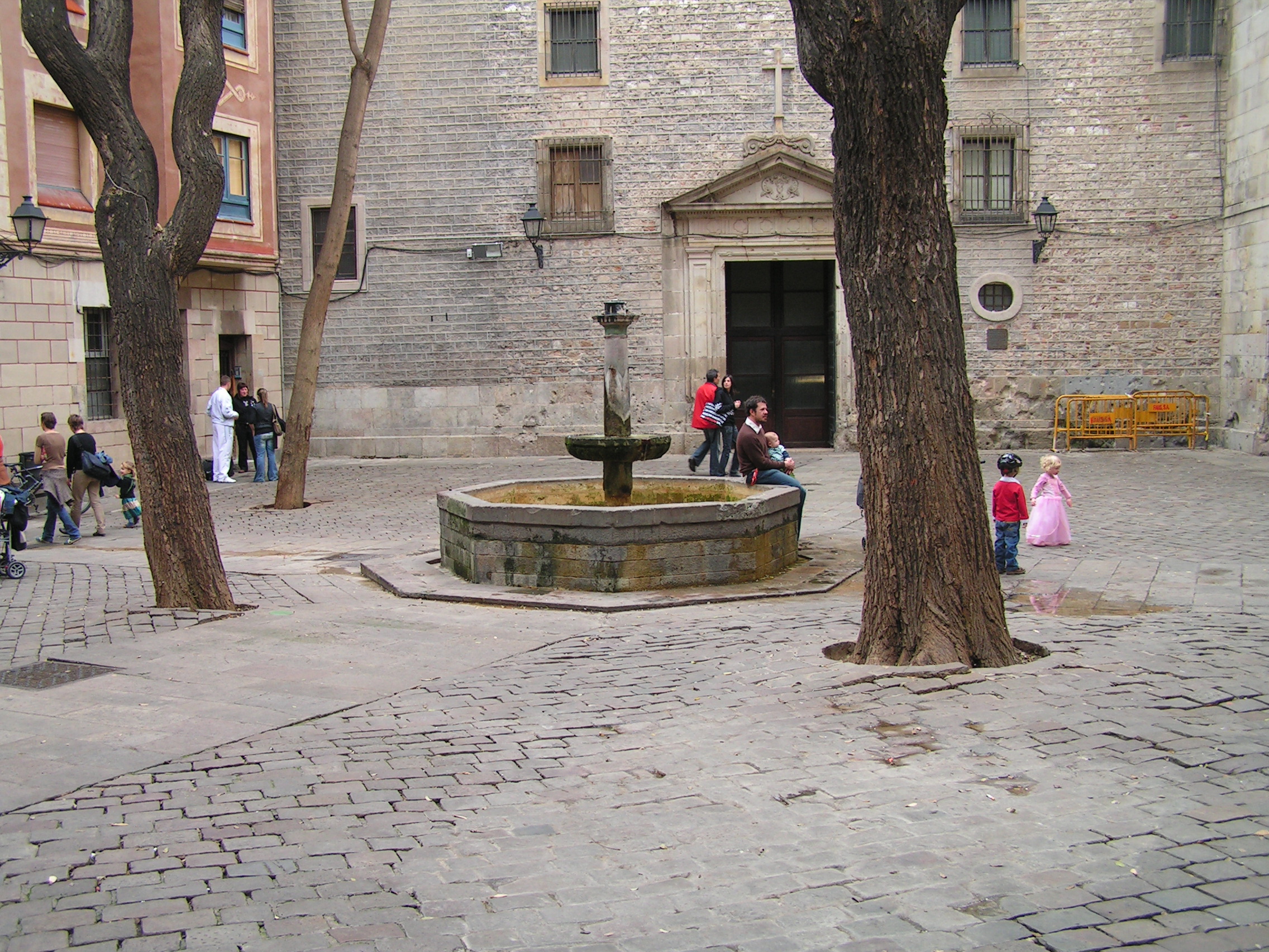 La plaza Sant Felip Neri de Barcelona