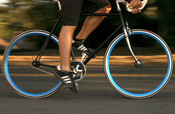 riding a fixie bike