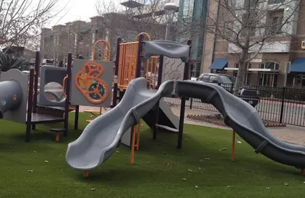 blogger_city_guide_austin_parks_triangle_600c390