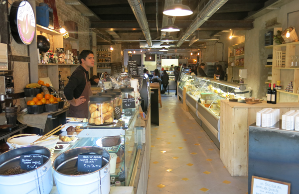 Saint Victor, un marché couvert comme autrefois