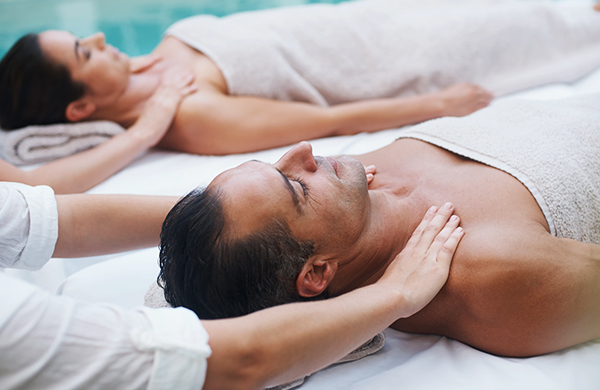 What Is A Couples Massage What To Expect