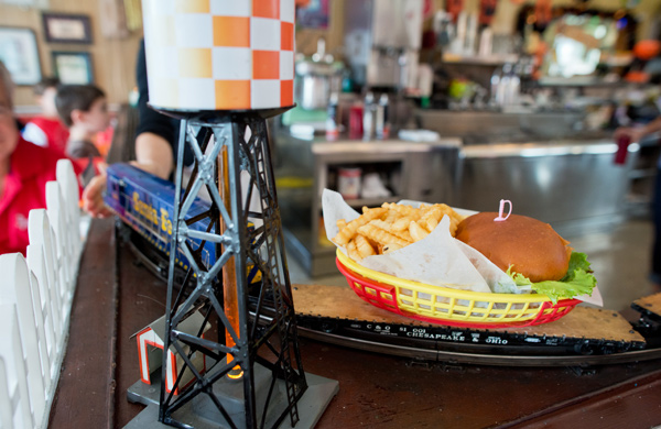 A Hamburger At The Choo Choo In Des Plaines Chicago Restaurants Groupon