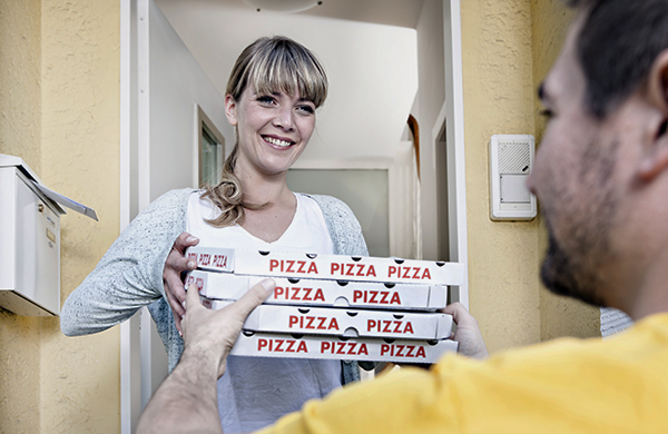 How Much To Tip The Delivery Driver A Pizza Guy On Tipping Etiquette 