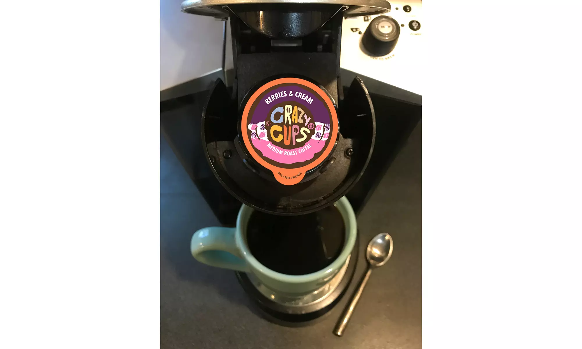 Crazy Cups Berries & Cream Hot or Iced Coffee K Cup 22 or 80 Count - Second Medium