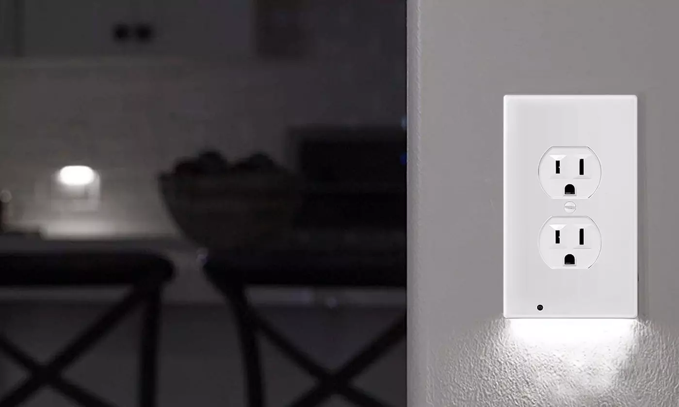 iMounTEK Wall Outlet Plate Cover with 3-LED Dusk To Dawn Sensor Night Lights  - Primary Image