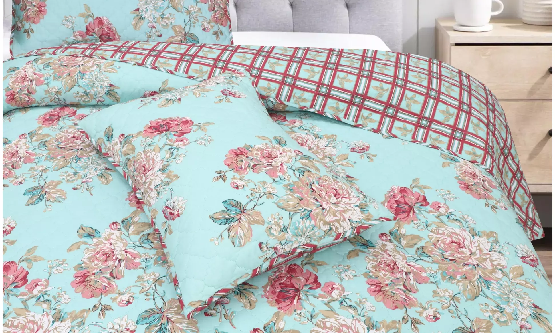 3 Piece Quilt Set Lightweight Bedspread with 2 Matching Pillow Shams Bedding Set