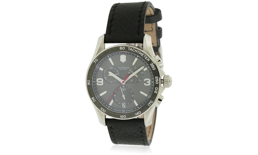 Swiss army victorinox chrono classic deals leather chronograph mens watch 241657