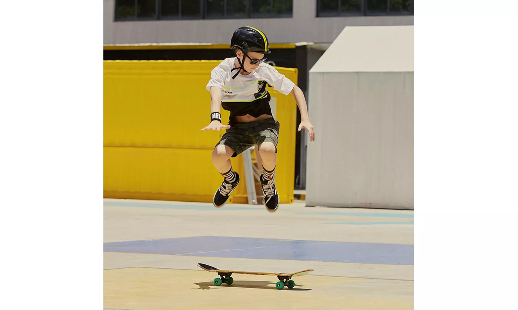 Kids Professional Double Kick Maple Kids Skateboards for Beginners