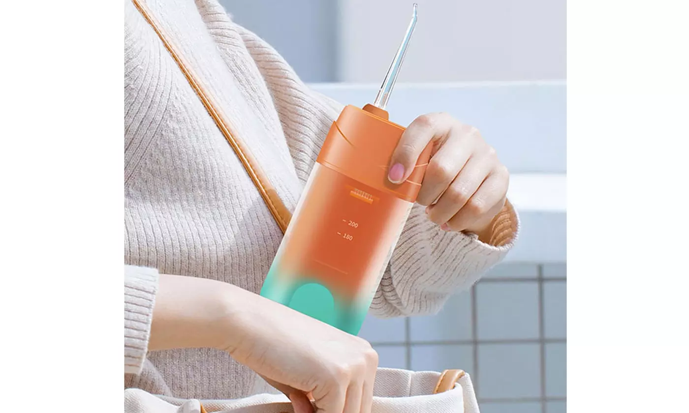 Retractable Portable Water Dental Flosser Cordless Oral Irrigator Teeth Cleaner