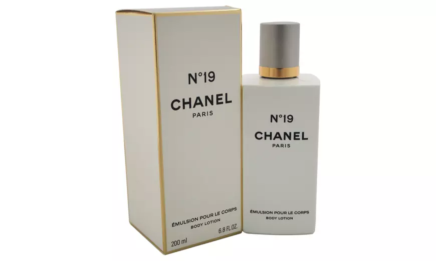 Chanel Chanel No.19 Body Lotion | Groupon Goods