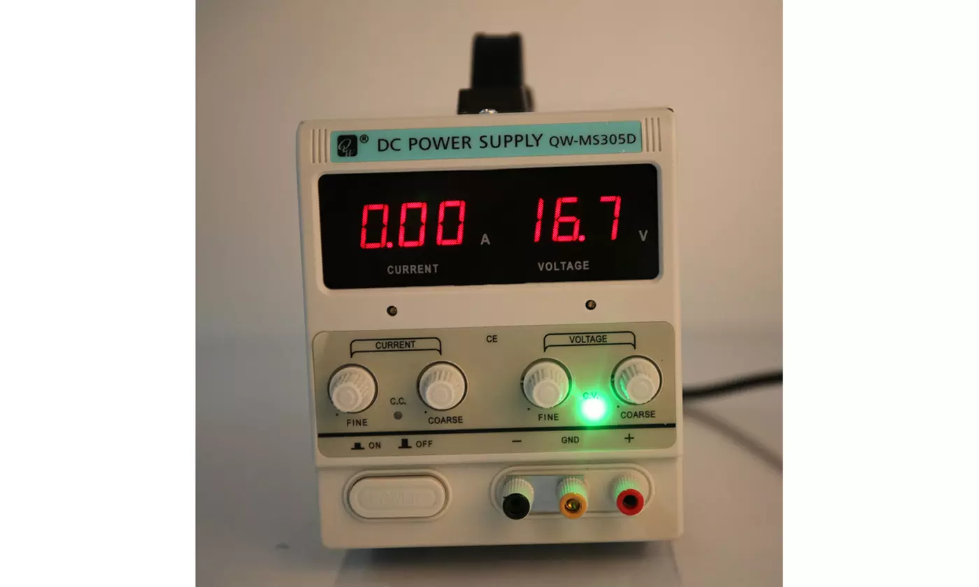 QW-MS305D 30V 5A Adjustable DC Stabilizer Power Supply (US Standard) - Second Medium