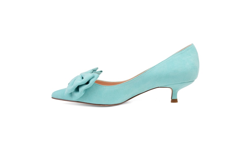 Image 38: Journee Collection Womens Orana Pump