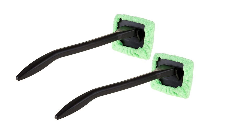 Portable Windshield Wiper (1, or 2-Pack) | Groupon