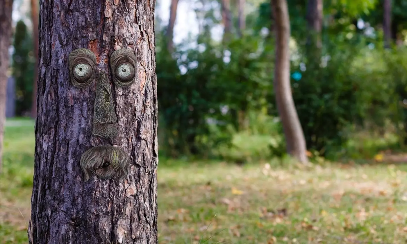 LakeForest Tree Faces Decor Funny Old Man Tree Hugger Bark Ghost Face Decoration