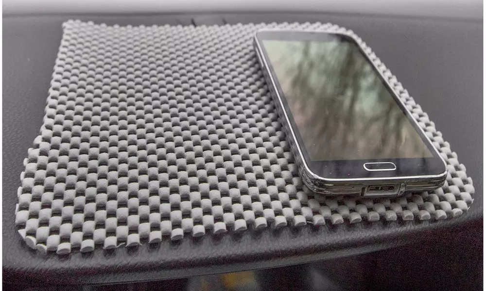 Non-Slip Dash Mat FH1002-G - Second Medium