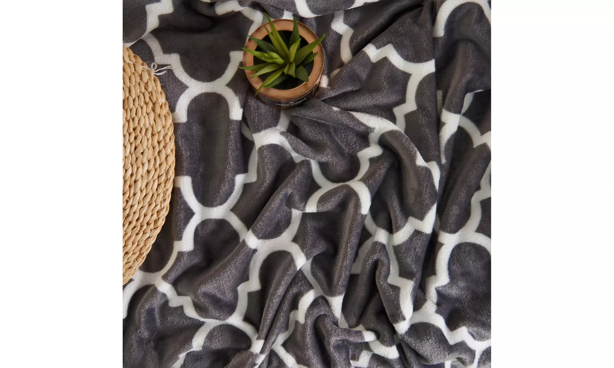 Soft Warm Cozy Flannel Bed Throw Blanket