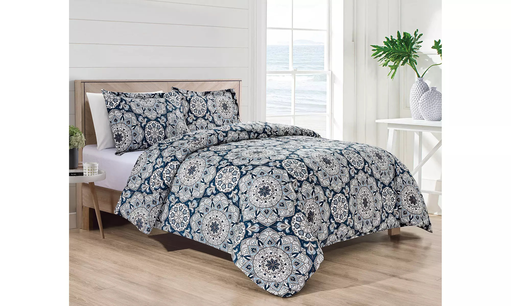 Bibb Home 4 pc Down Alternative Comforter Set