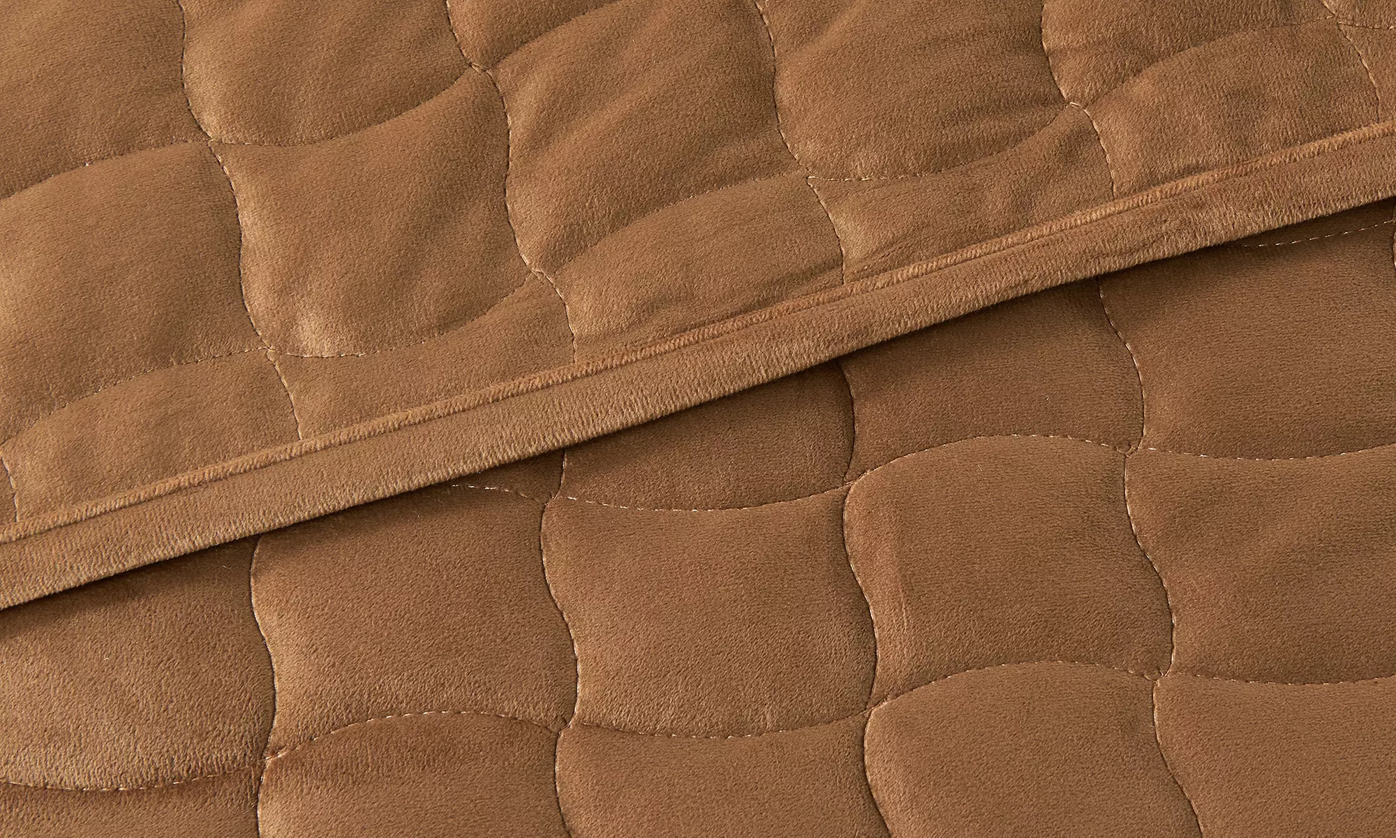 FreshFolds Luxury Velvet Stitched Quilt Set